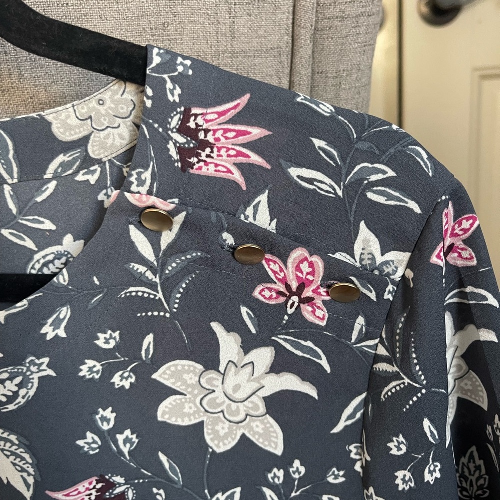 Loft Floral Top - Picture 4 of 5